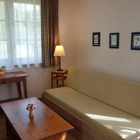 Aspen Гостьовий будинок 3*